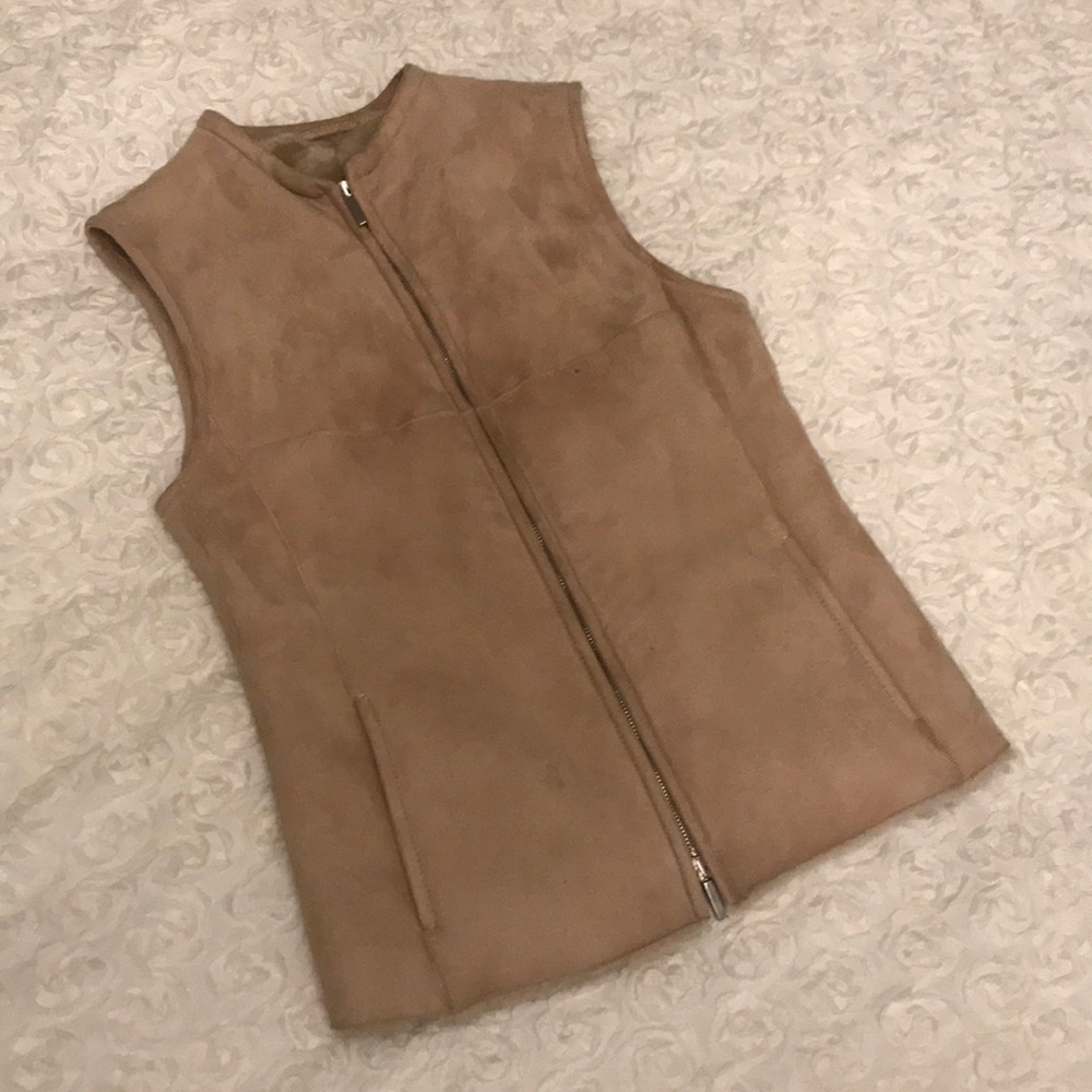 S Max Mara tan suede vest